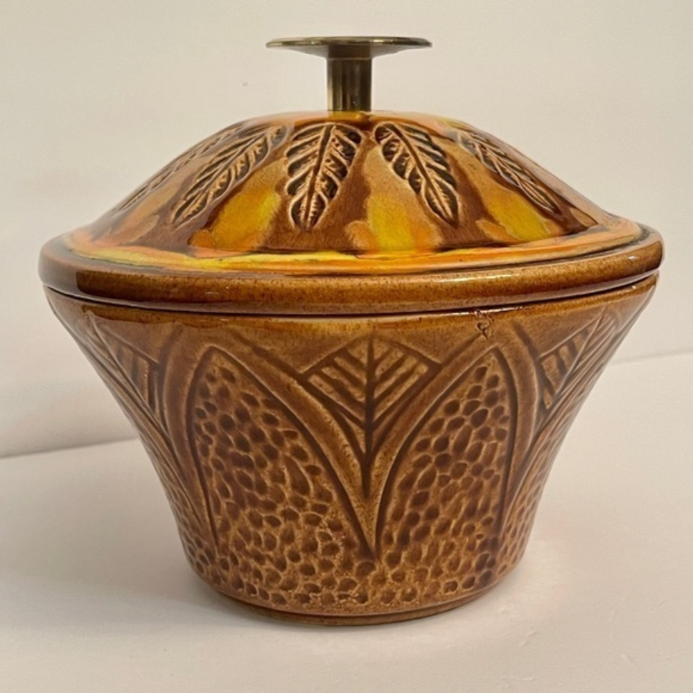 Vintage California Originals #140 Pottery Covered Dish Leaf Retro Design 8" x 8"